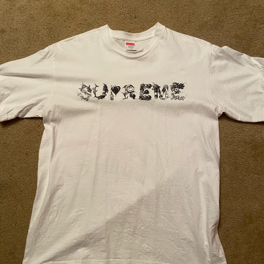 Supreme T-Shirt